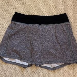 Lululemon grey skirt
